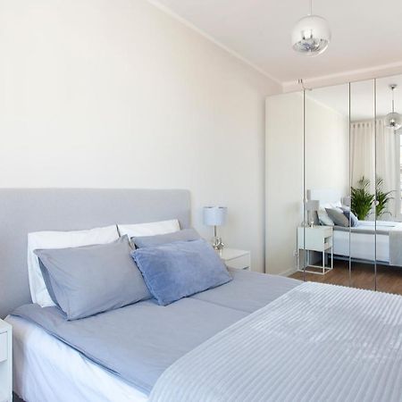 Motlava Apartment กดัญสก์ ภายนอก รูปภาพ